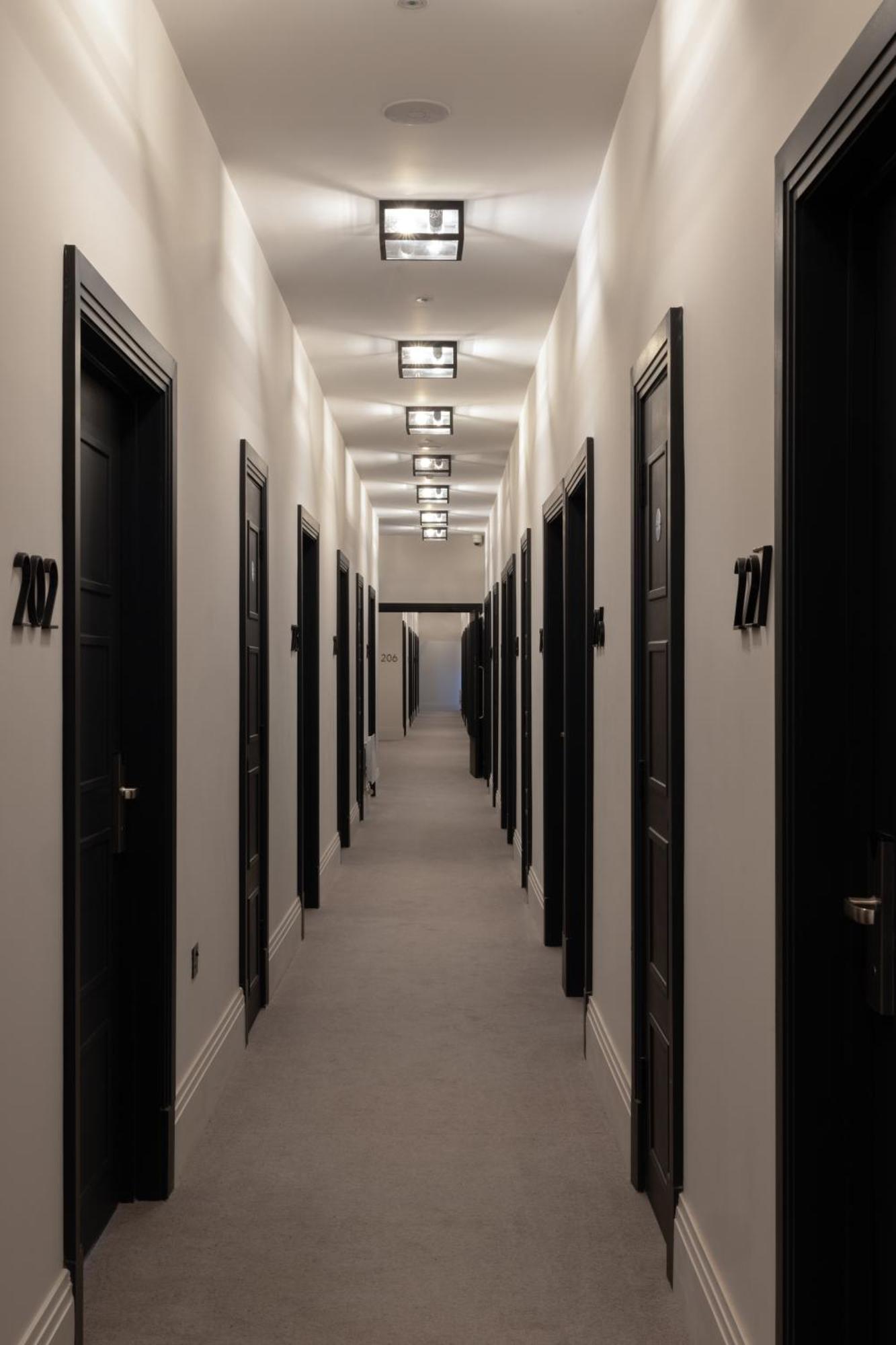 Vive Hotel Хейстингс Екстериор снимка