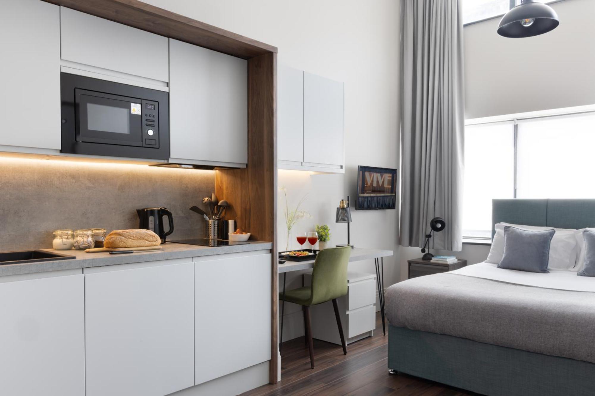 Vive Hotel Хейстингс Екстериор снимка